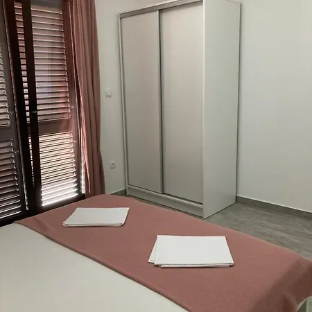 Vendégház Dennis 3*