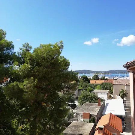 Vendégház Dennis Biograd na Moru